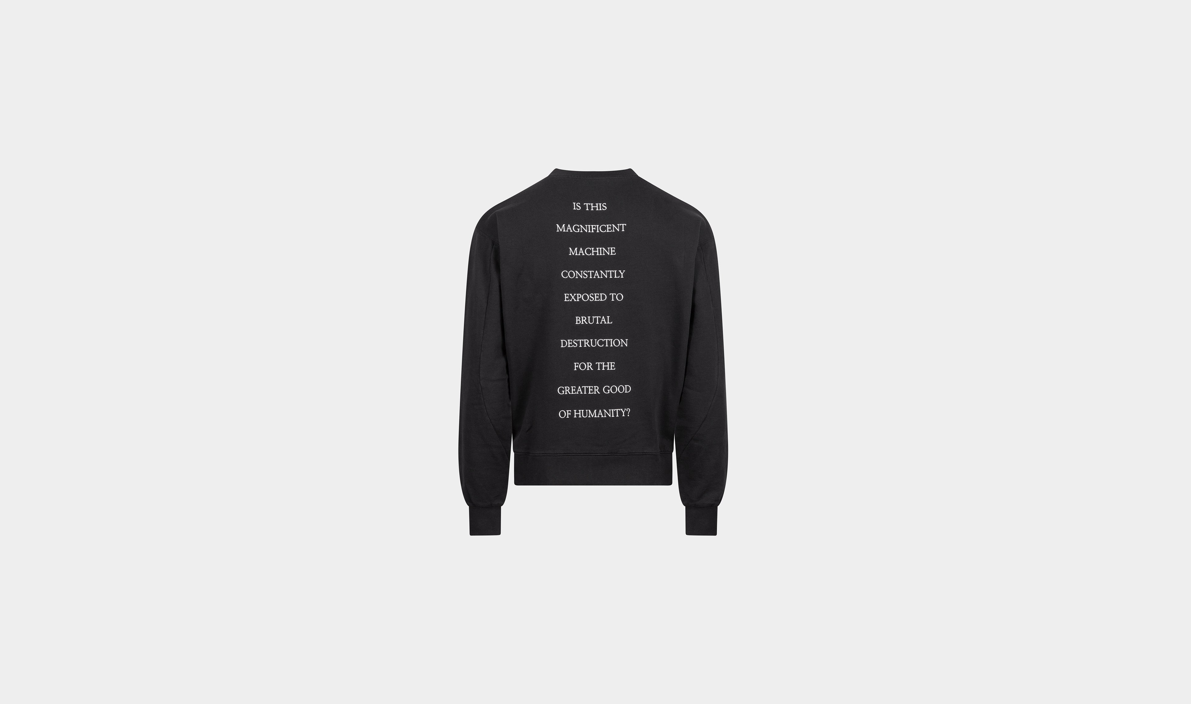 HE, product: MAVERICK CREWNECK (Fig. 4)