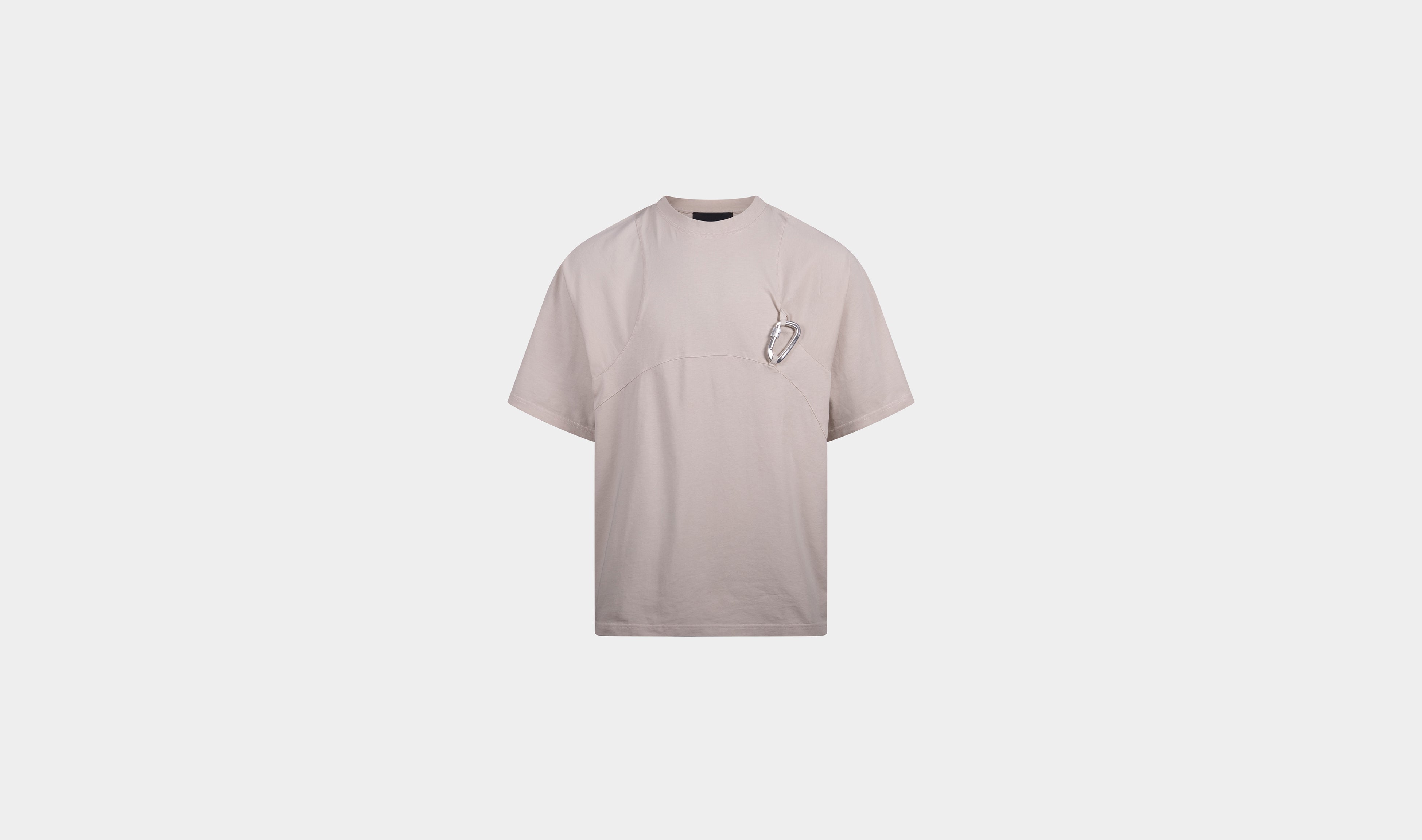 HE, product: LIVERY T-SHIRT (Fig. 1)