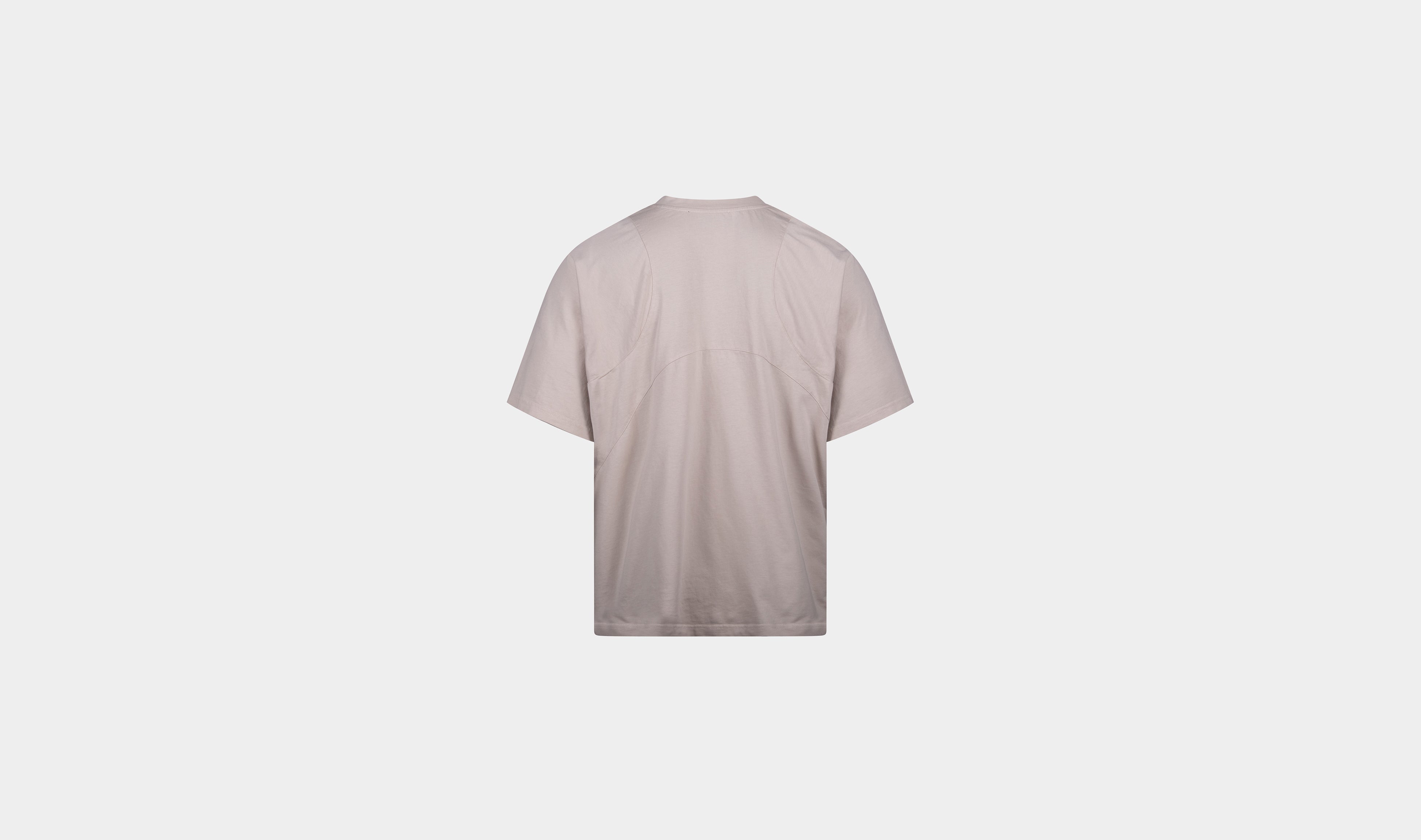 HE, product: LIVERY T-SHIRT (Fig. 4)