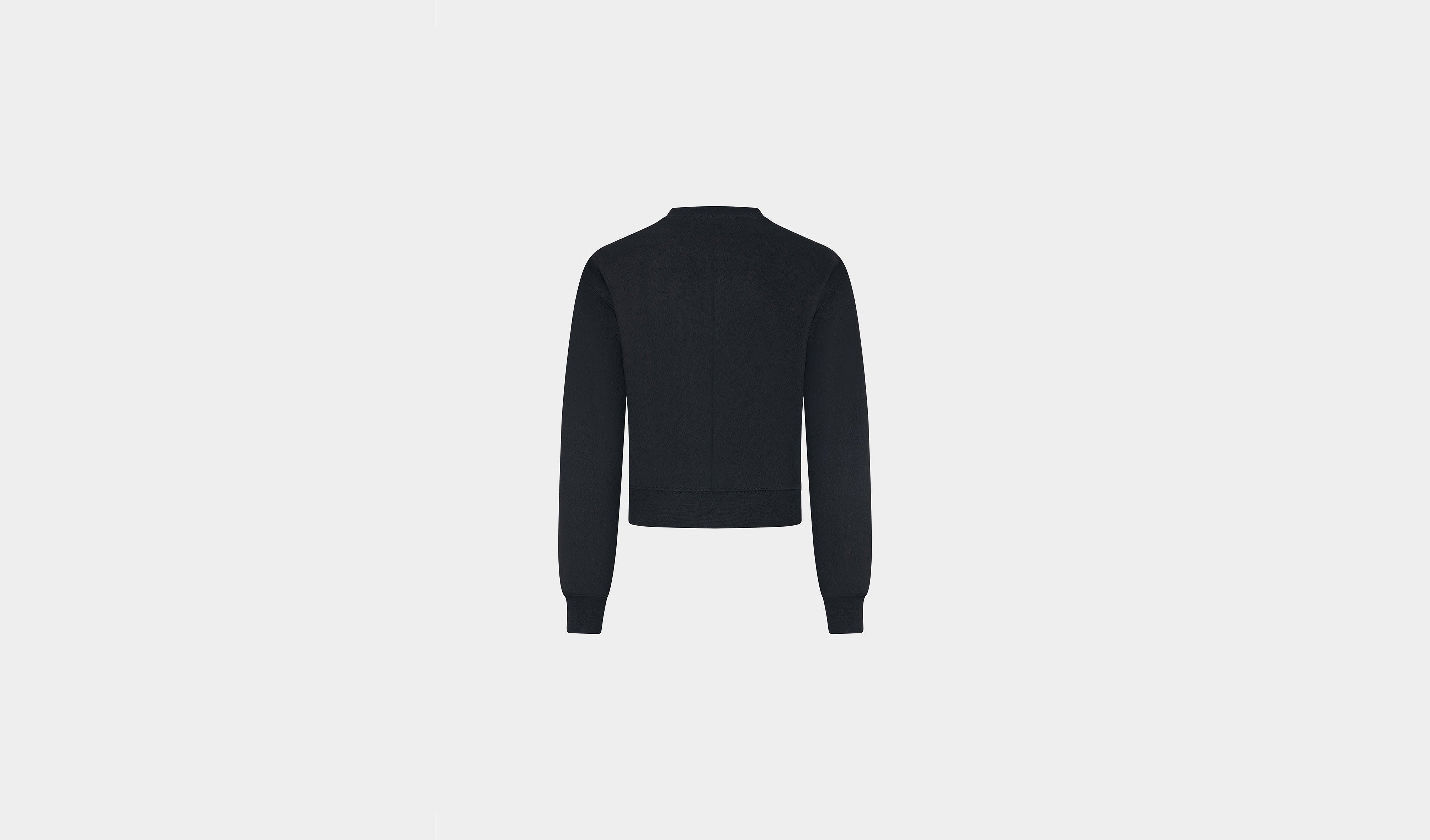 HE, product: CREWNECK W. PRINT (Fig. 4)