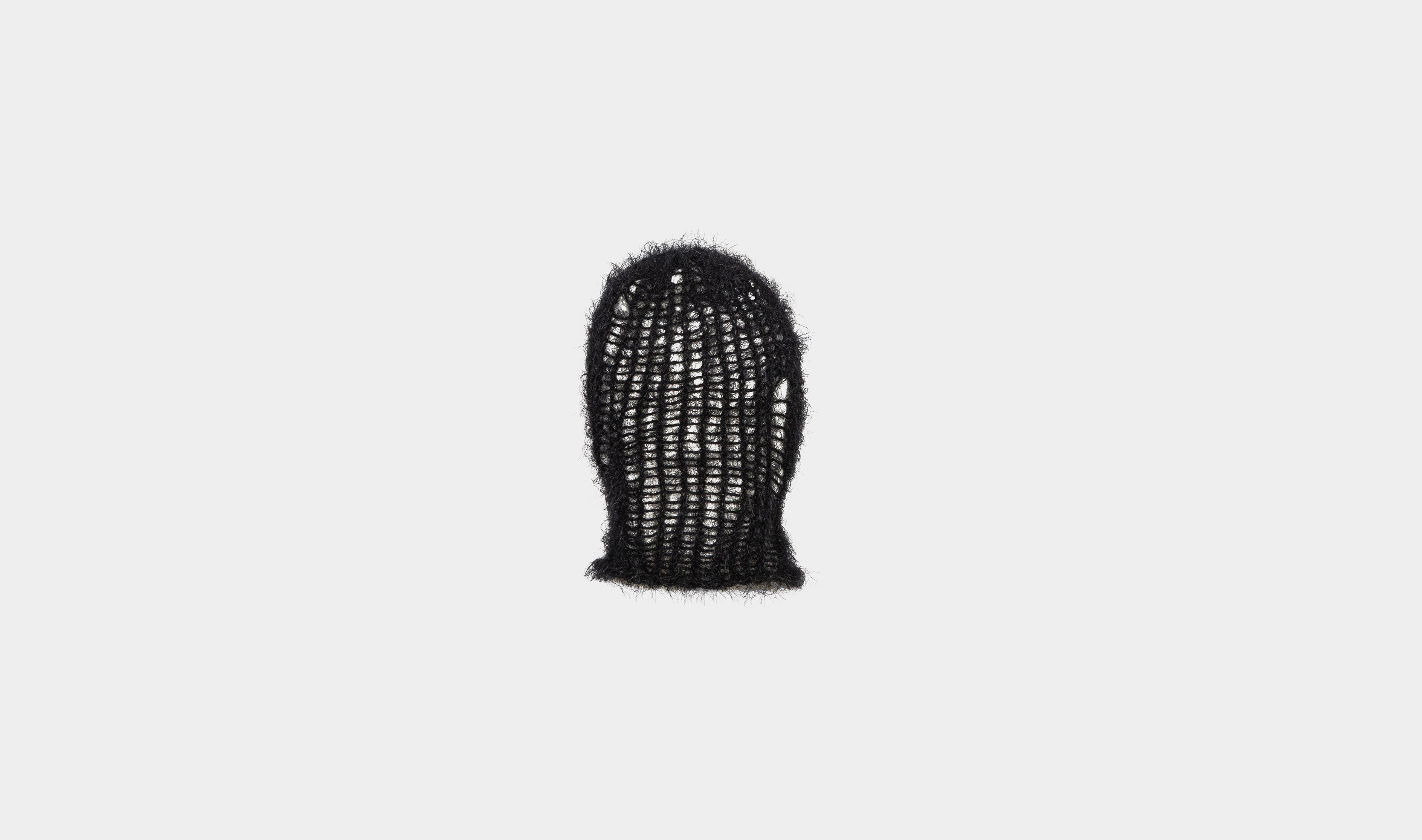 HE, product: COMITY BALACLAVA (Fig. 6)