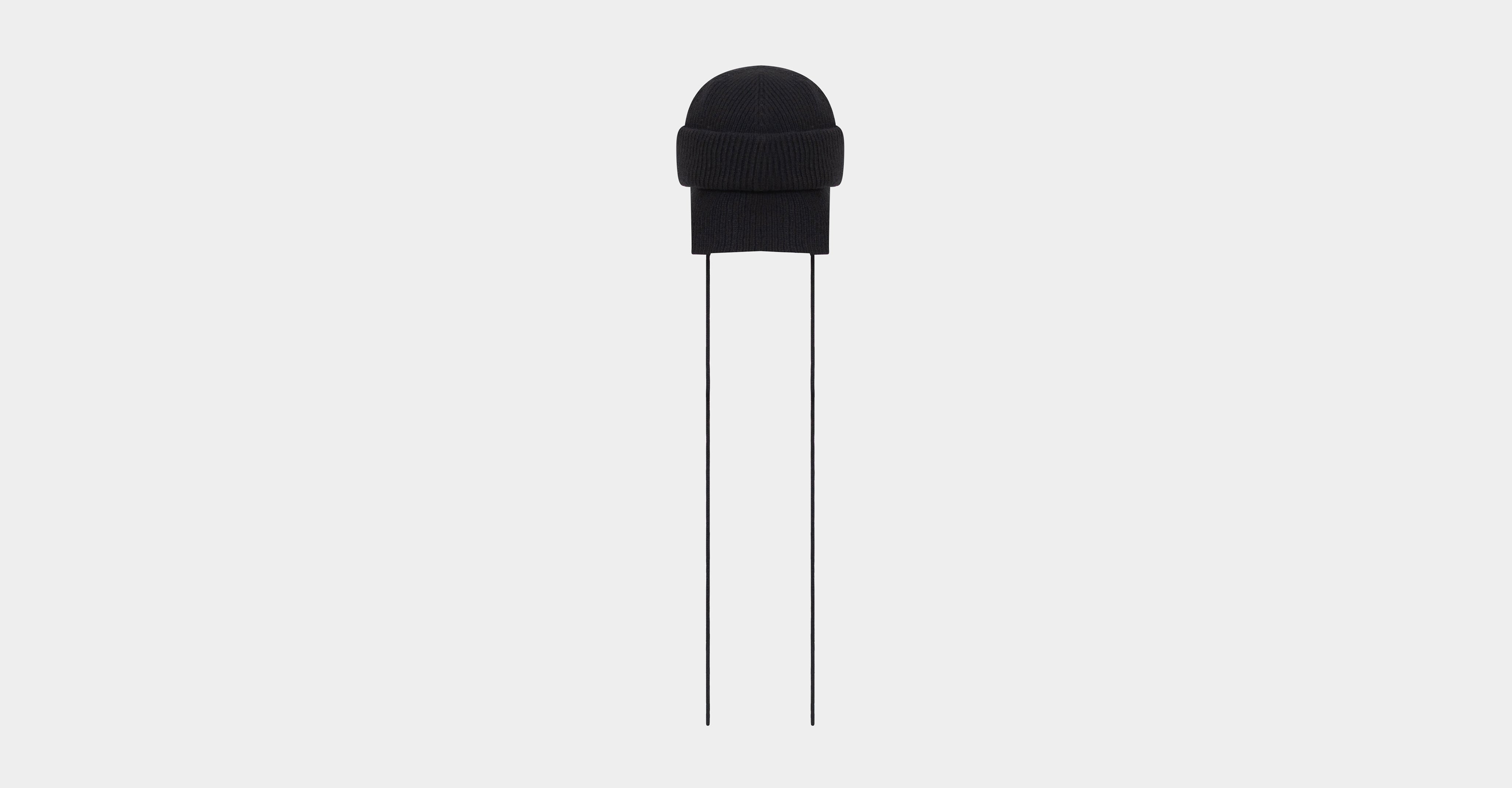 HE, product: CHIME BEANIE (Fig. 3)