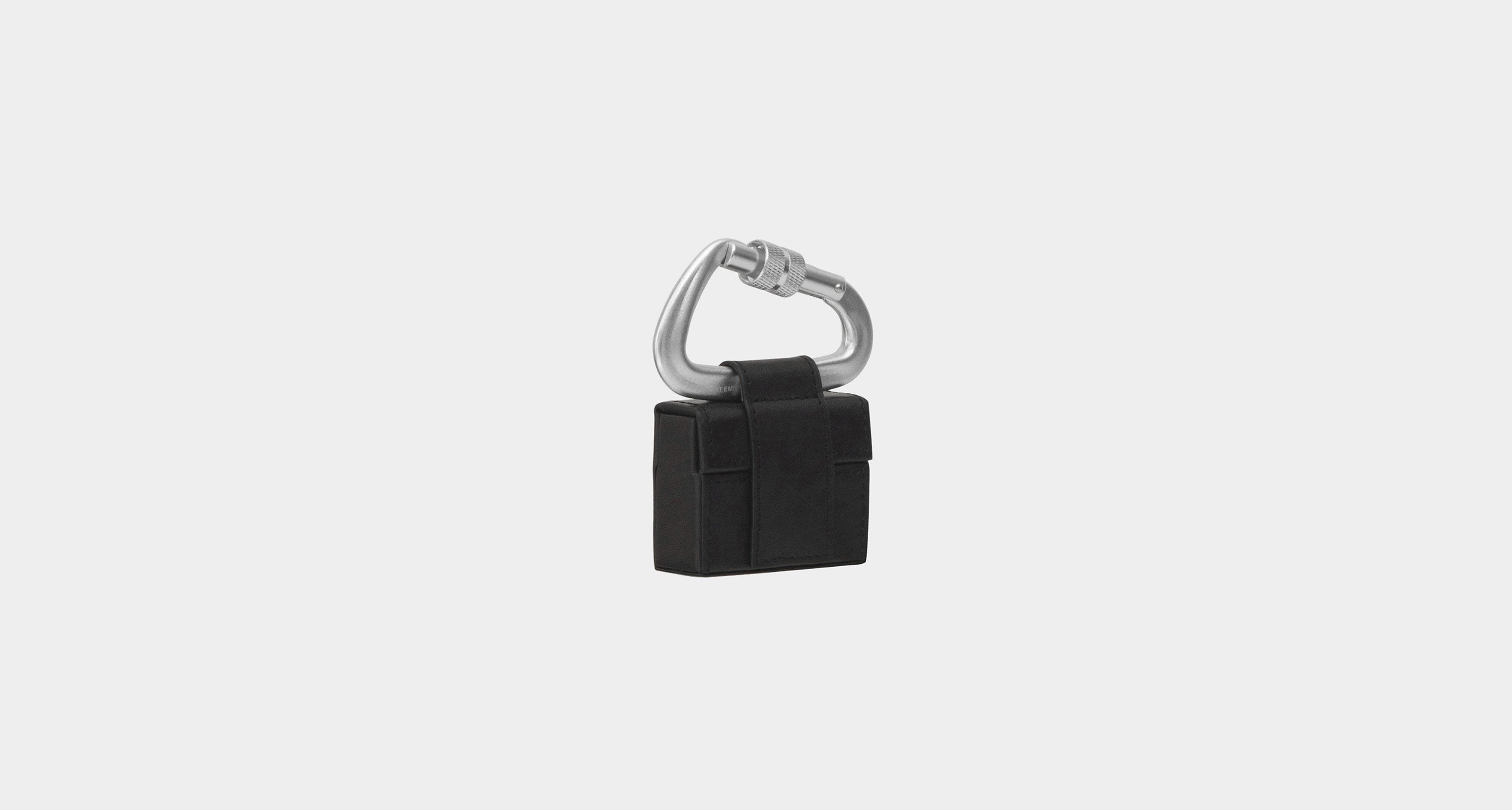 【激安通販 オンラインショップ】 HELIOT EMIL CASE PRO AIRPOD ++ イヤホン