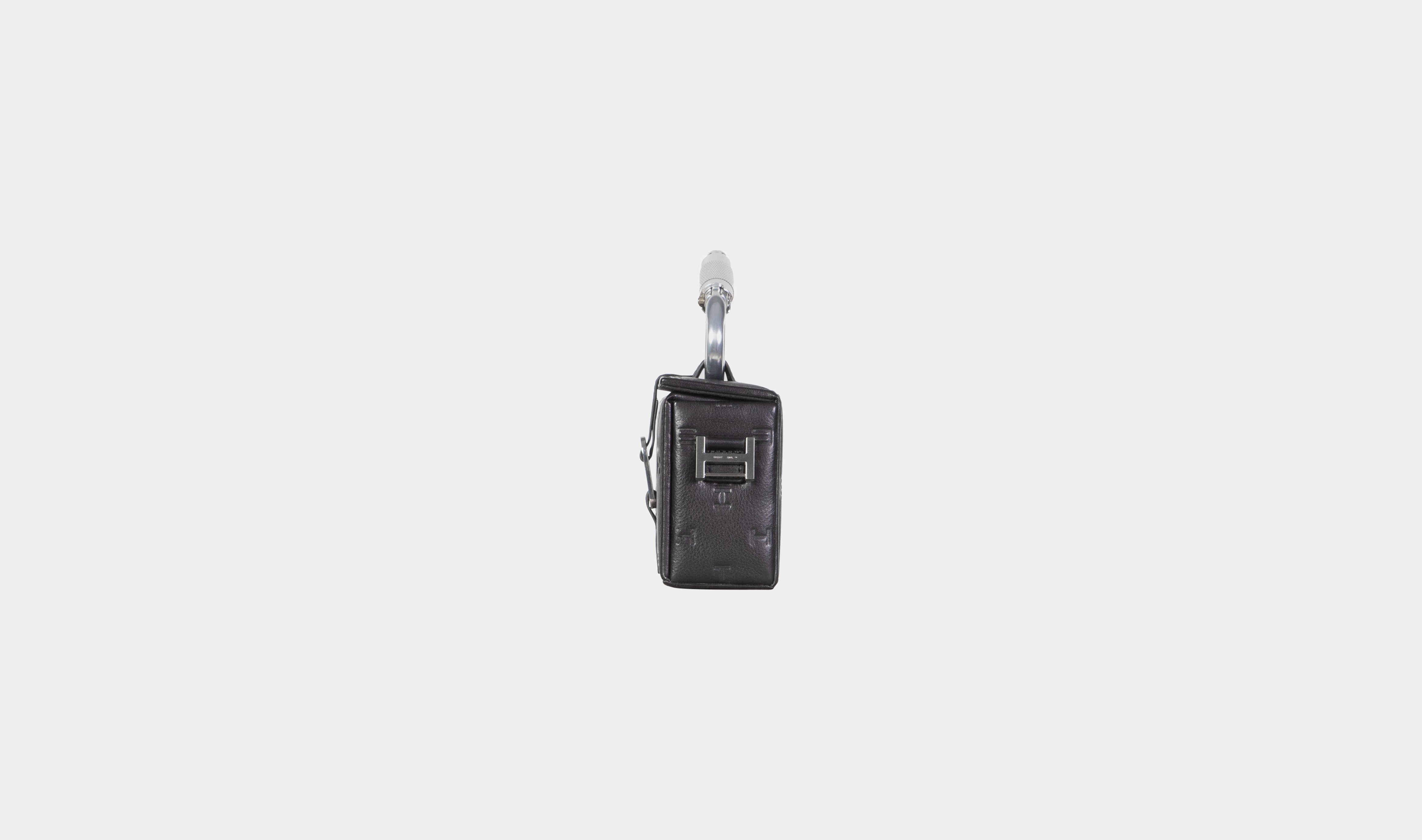 HE, product: MINI CROSSBODY BAG (Fig. 4)